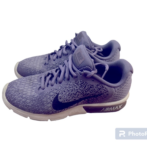 Nike AirMax women’s sneakers - Picture 2 of 10